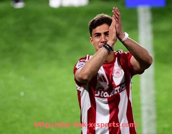 杏彩体育-世俱杯历届比赛关键助攻数据统计及经典配合回顾